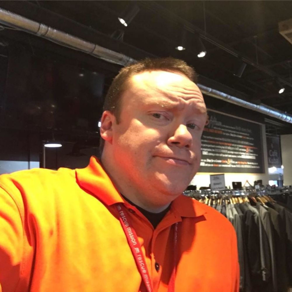 Meet your Posher, Eric